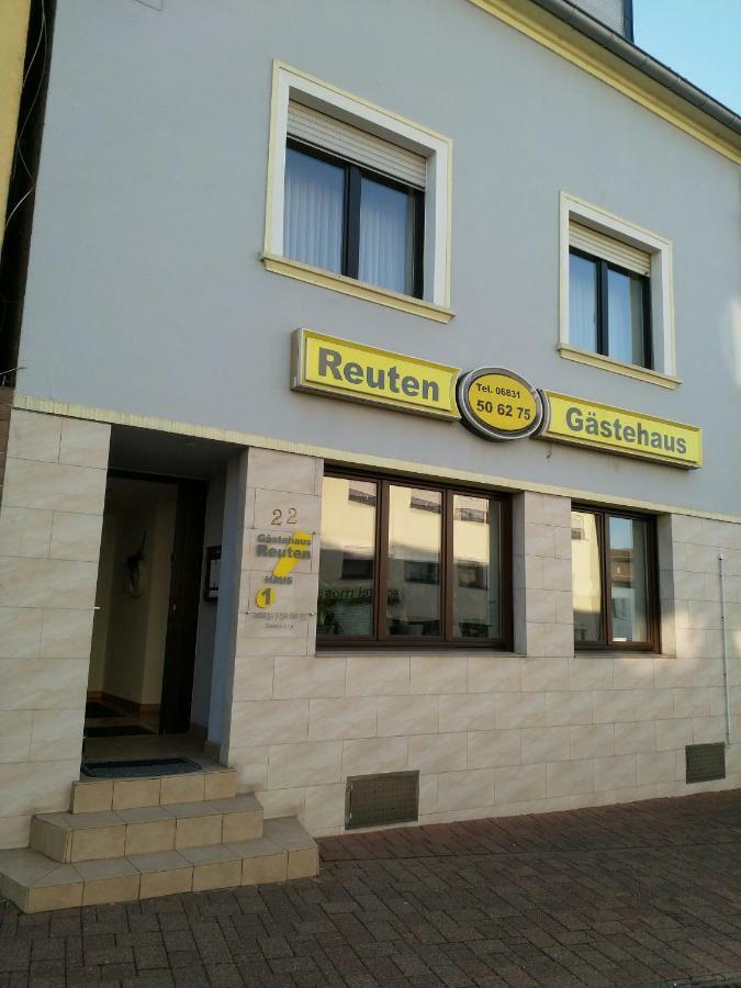 Gaestehaus Reuten Ensdorf Exterior foto